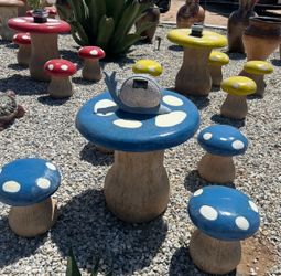 5 pc mushroom set table