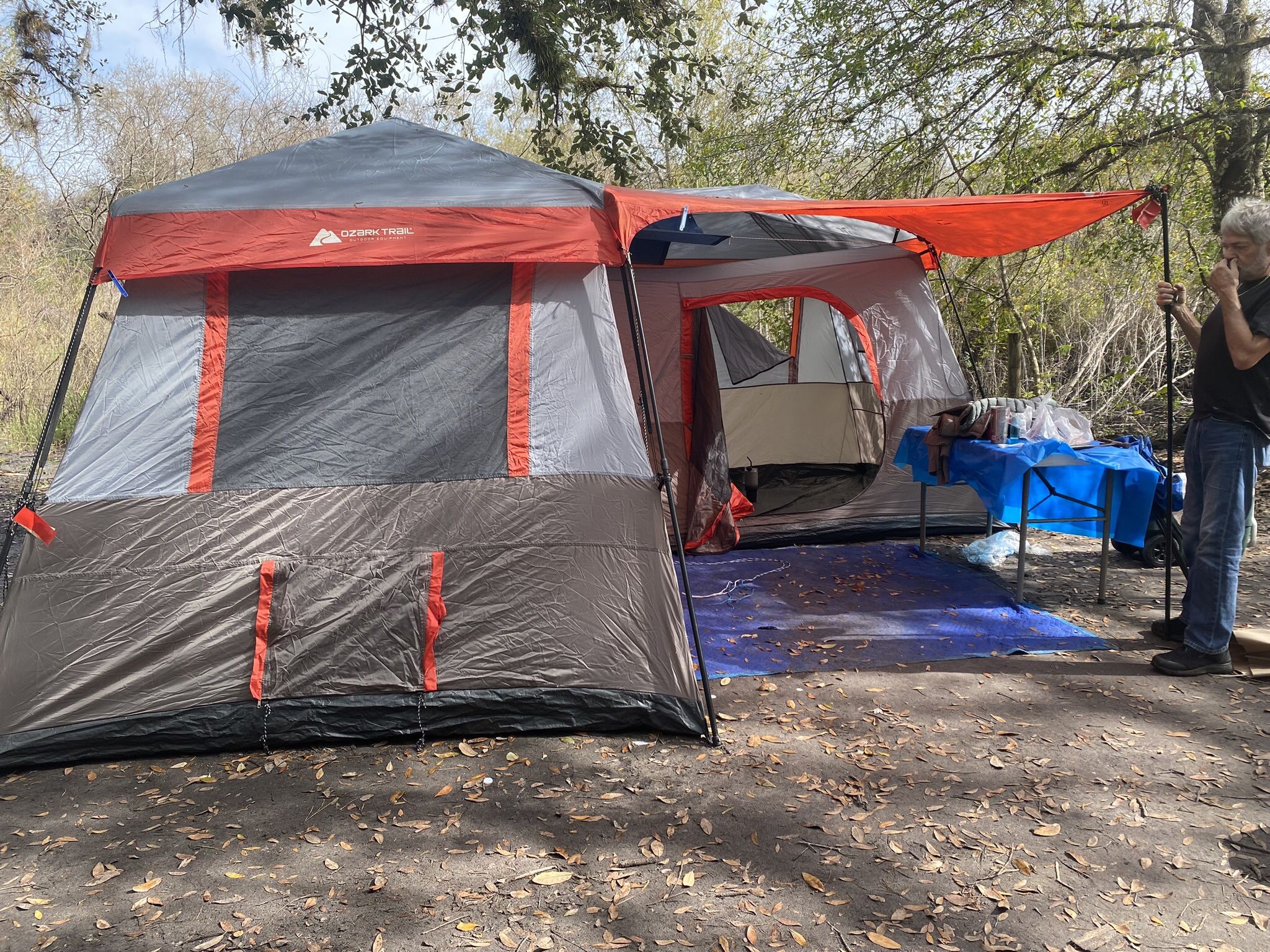 TENT OZARK TRAIL INSTANT CABIN TENT 16’ X 16’ 3 ROOM PLUS COVERED PORCH REDUCED TO $100 FIRM