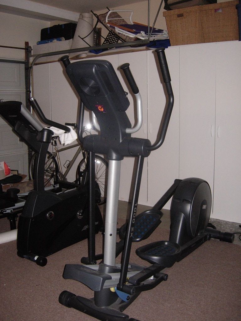 Reebok 1000 ZX Elliptical Trainer