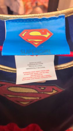 Supergirl costume sz lg