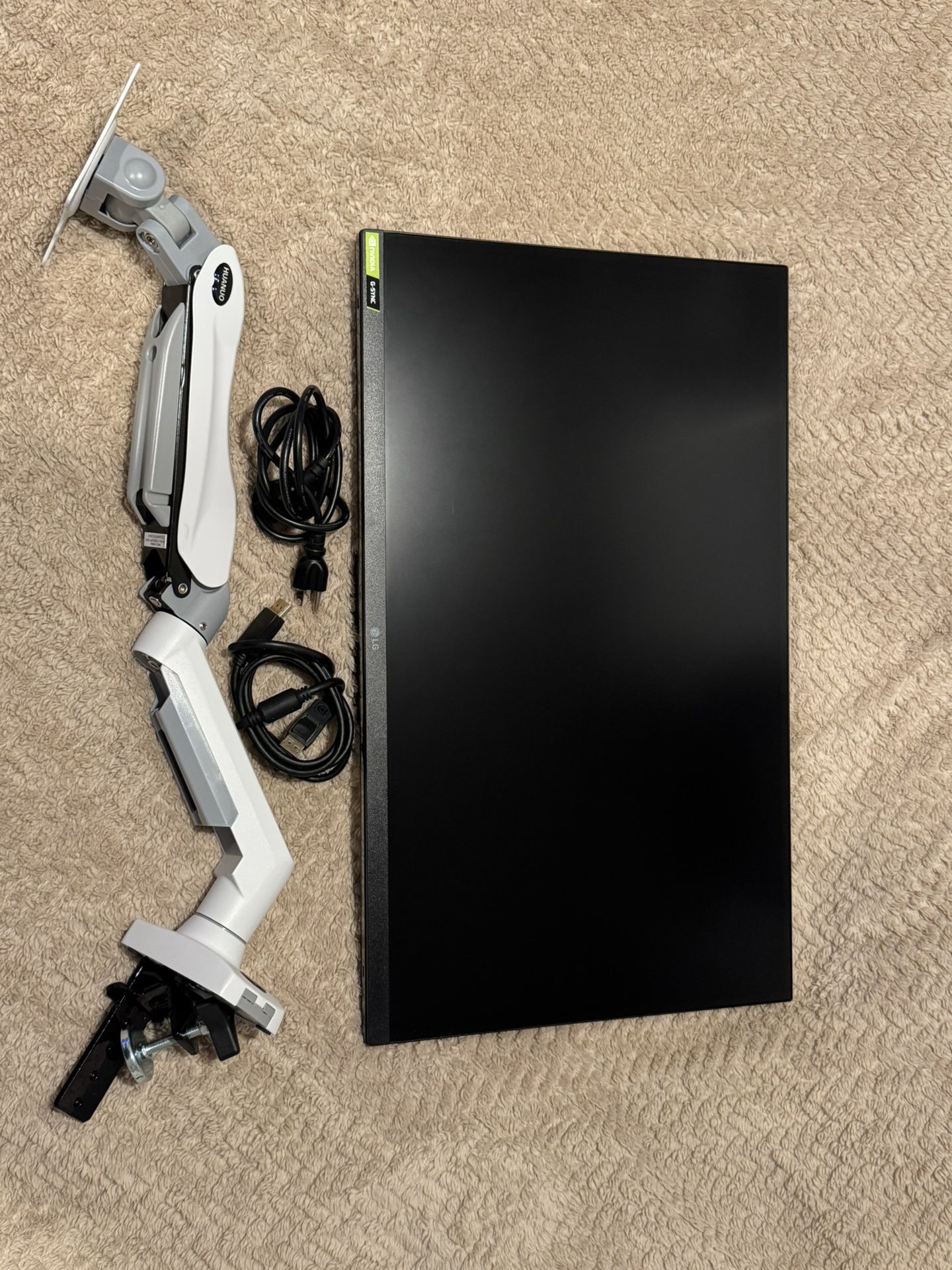 LG 27 Inch 2K UltraGear QHD 1440P Nano IPS 1ms 165Hz HDR Monitor with G-SYNC (COMES w/ MONITOR ARM)