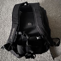 Dakine Mission 25 L backpack 