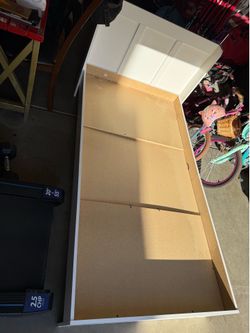 Twin size bed frame