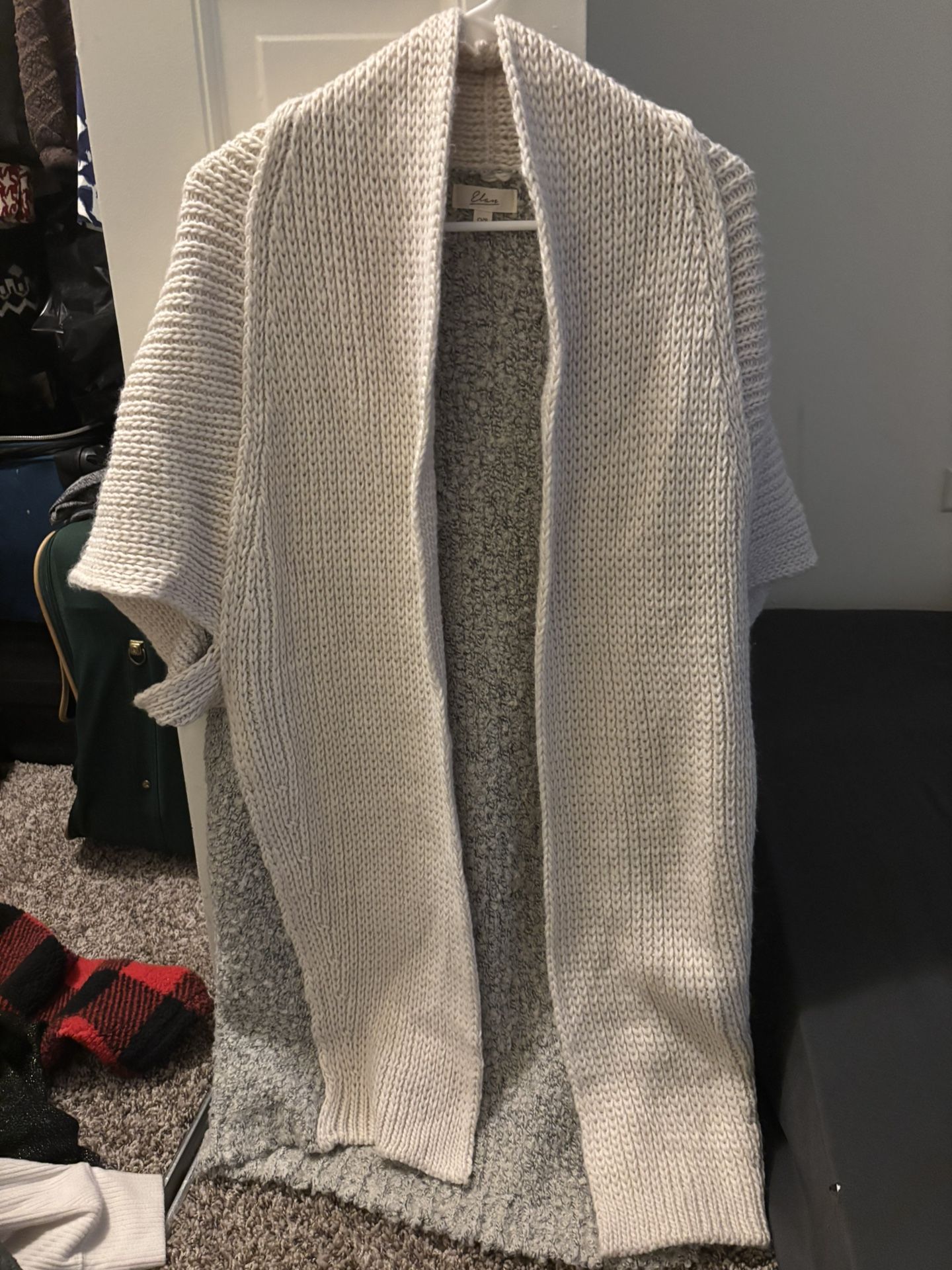 Womens Nice Cardigan Sweater Size S