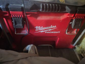 Milwaukee Packout Tool Box