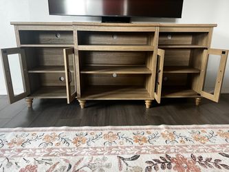 TV stand entertainment center