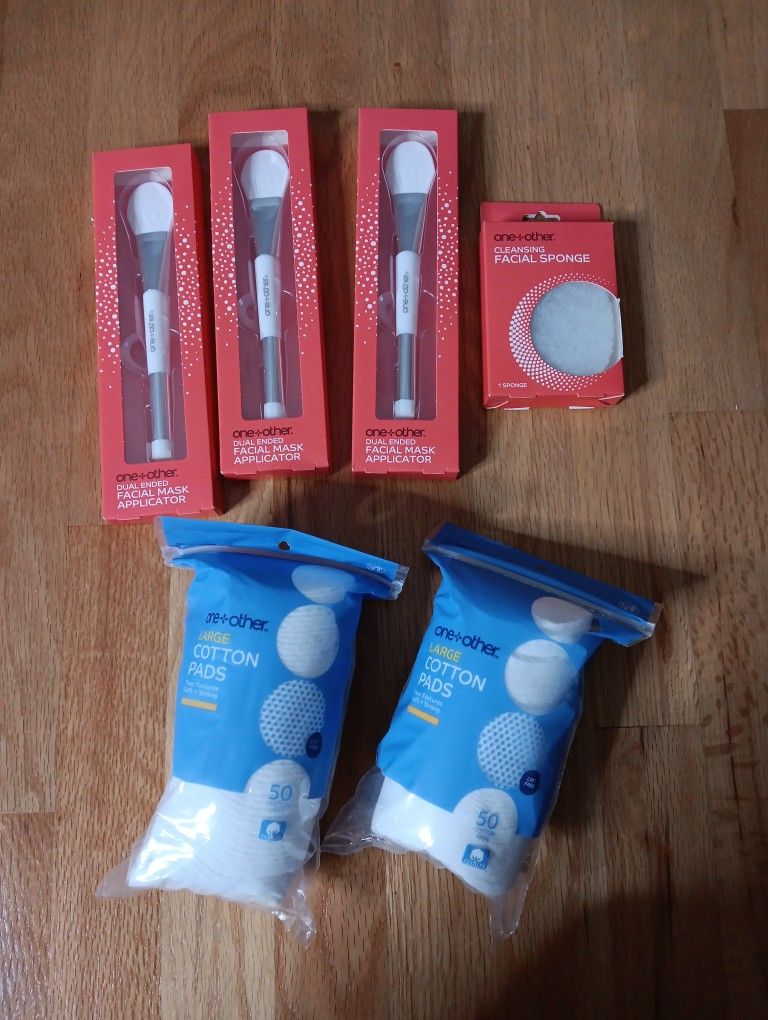 6 For $10 Facial Cotton Pads Sponge Mask Applicator