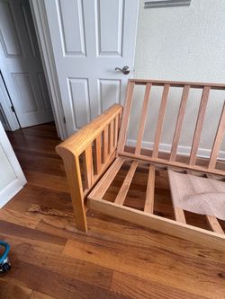 Queen futon