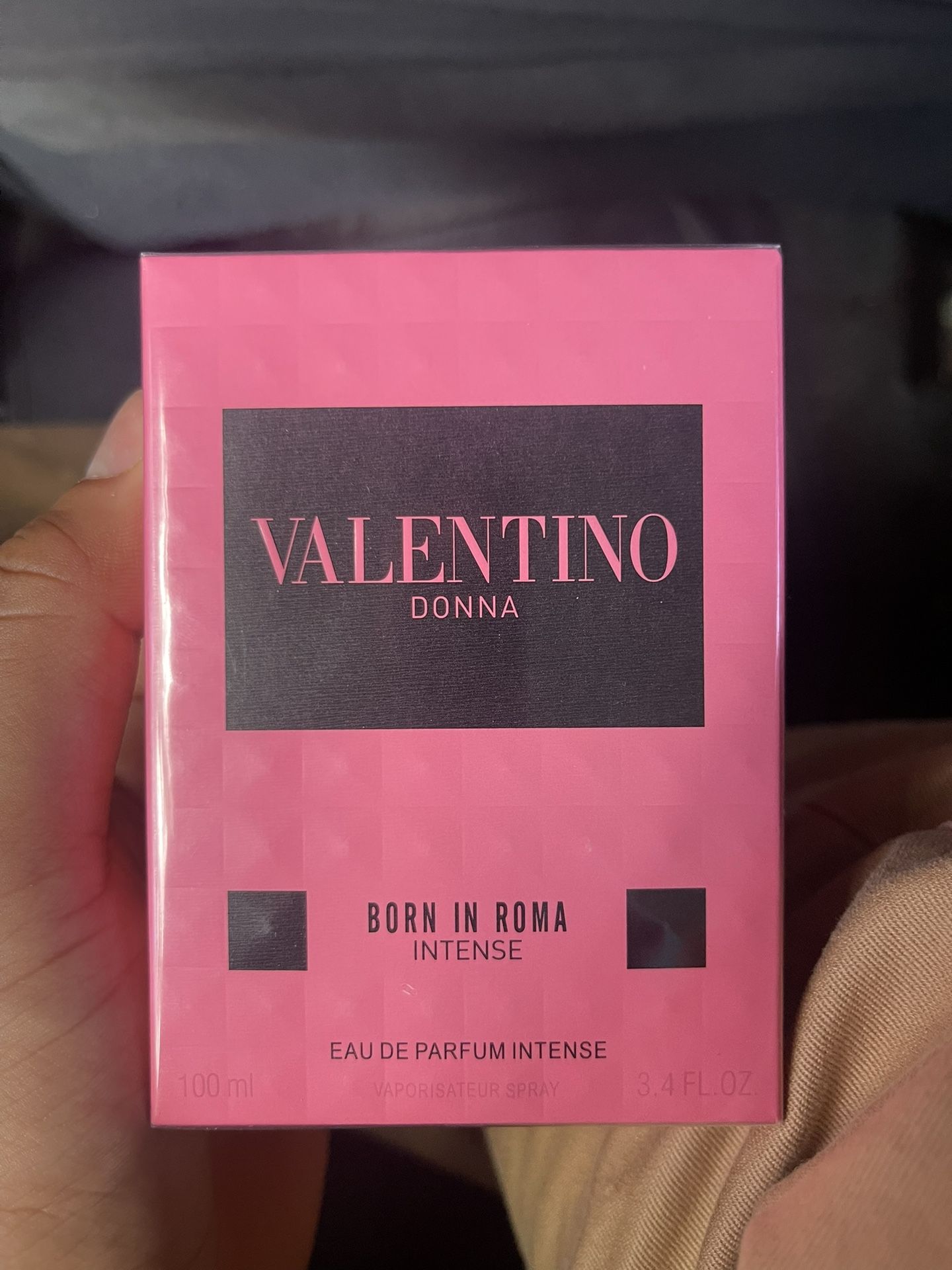 Valentino Donna Perfume Born In Roma