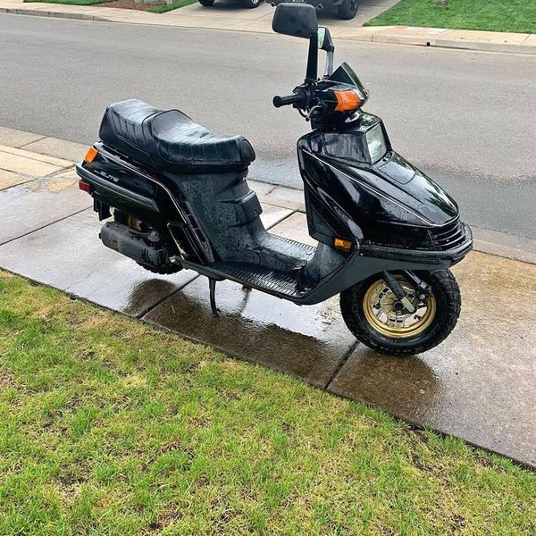 Honda elite 250