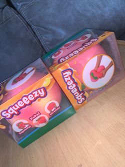 Squeeesy peach 🍑