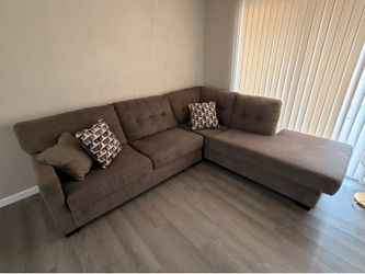 Sectional Couch for Sale – Good Condition