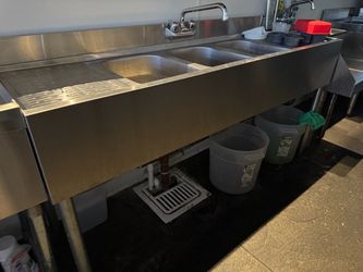 Bar Underbar 3 Compartment Sink