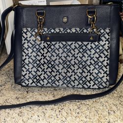 Tommy Hilfiger Purse