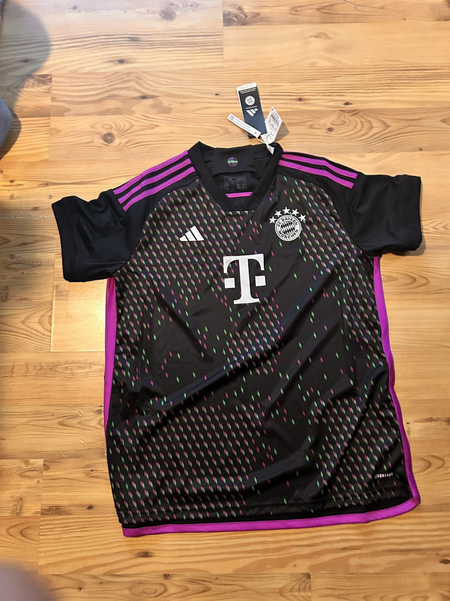 Bayern Munich 23/24 Away Jersey Short Sleeve Bnwt