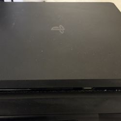 PS4 Slim