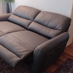 Reclining Sofa