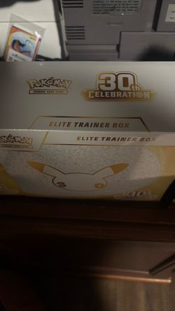 Pokémon TCG 30th Celebration Elite Trainer Box