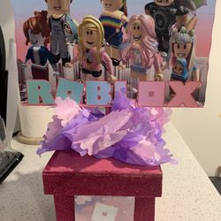 Roblox Centerpieces