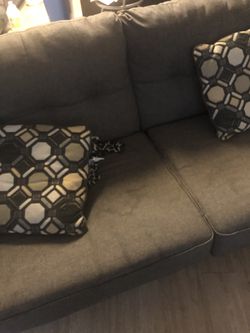 Couch and loveseat make me in offer