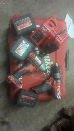 1/2 Hammer drill 1/4 impact driver