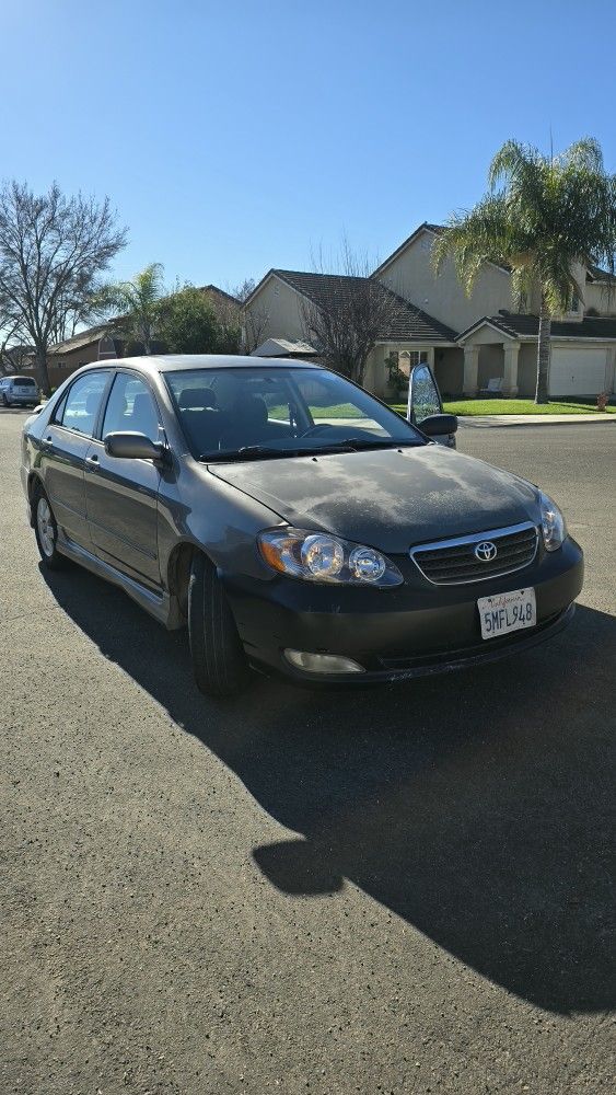 2005 Toyota Corolla