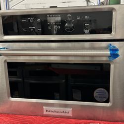 New KitchenAid - 1.4 Cu. Ft. Built-In Microwave - Stainless steel 