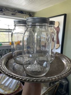 12 Ball Sure Tight 32. Oz. Mason Jars. Never Used.
