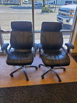 Pair of used office chairs