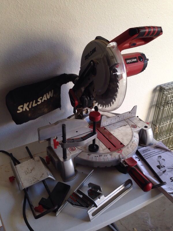 Skilsaw 3800 10" compound mitre saw