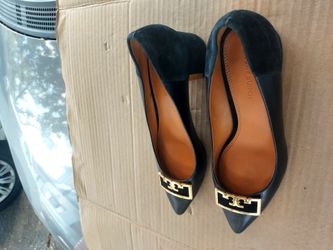 Tory Burch Women's Shoes Size 8.5M With Small Heels