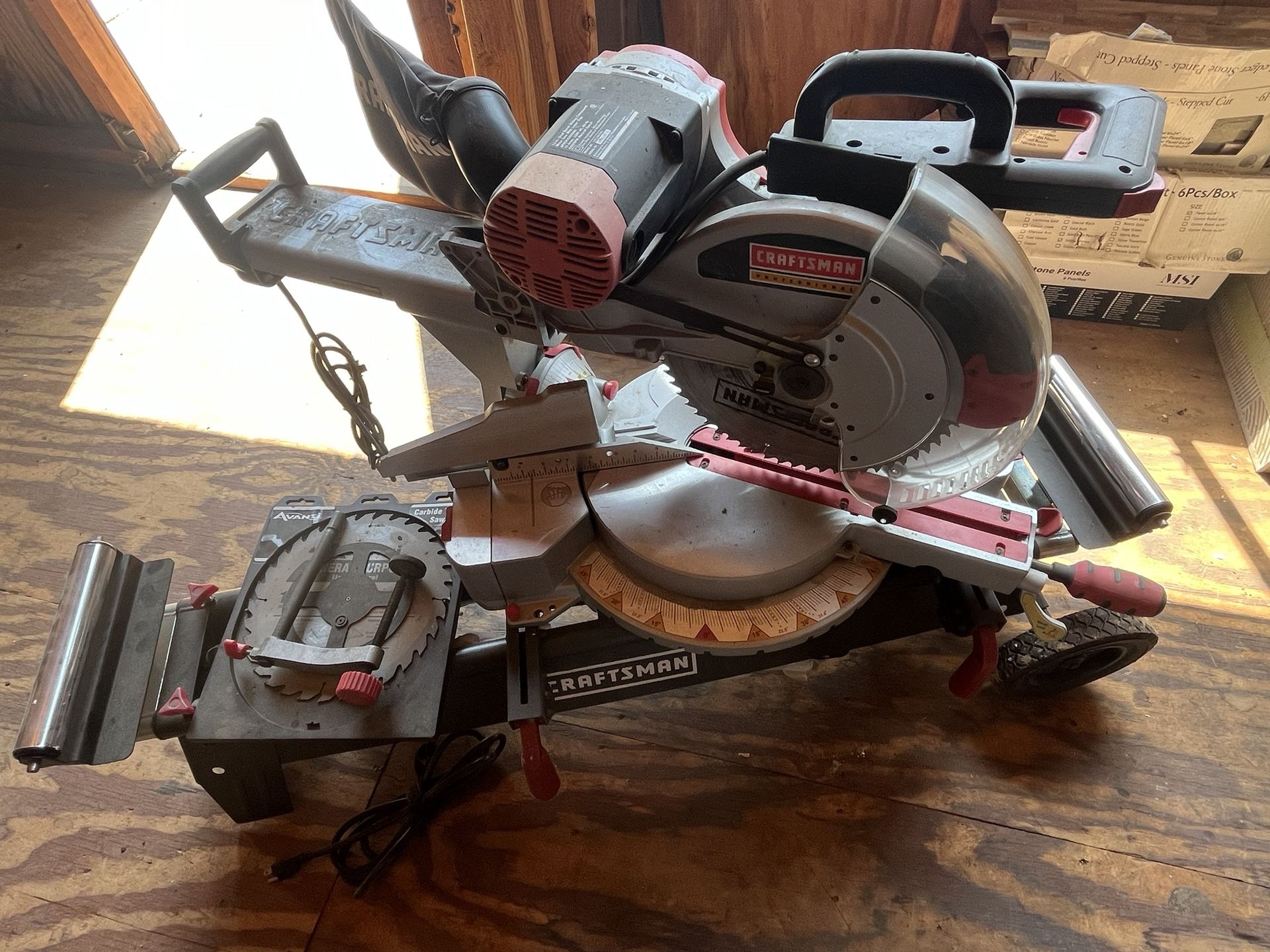 Craftsman 12in Dual Bevel Sliding Compound Miter Saw With Laser Trac