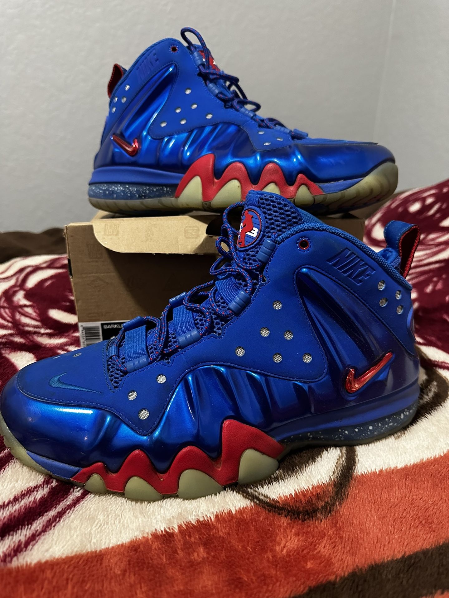 NIKE BARKLEY POSITE MAX USED SIZE 10 SIXERS