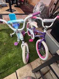 2 girls bikes 🚲