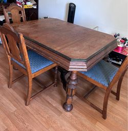Wooden dinning table set