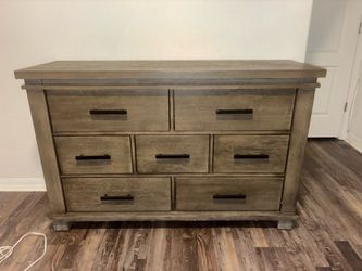 American Signature Dresser