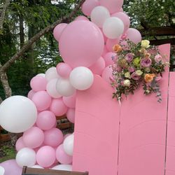 Pink Flower Bouquet And Balloons. 150
