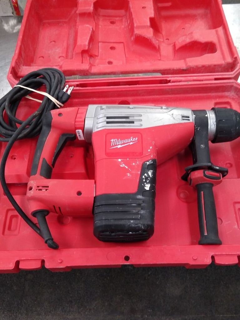 Milwaukee Hammer Drill With Case And 2 Bits