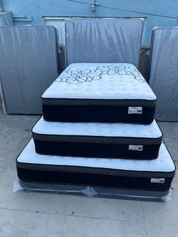 Full Size Mattress Pillow Top 12"    new Mattress in a plastic sealed  we offer same Day Delivery