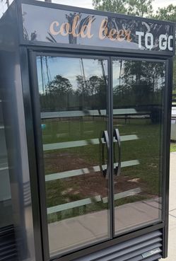 Commercial 2 door true glass cooler