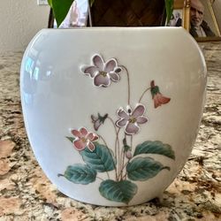 Vintage Otagiri Japanese porcelain Hand-Painted Raised Enamel Vase/Slim Vase