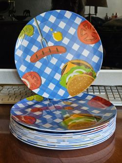 Picnic Cookout Plates