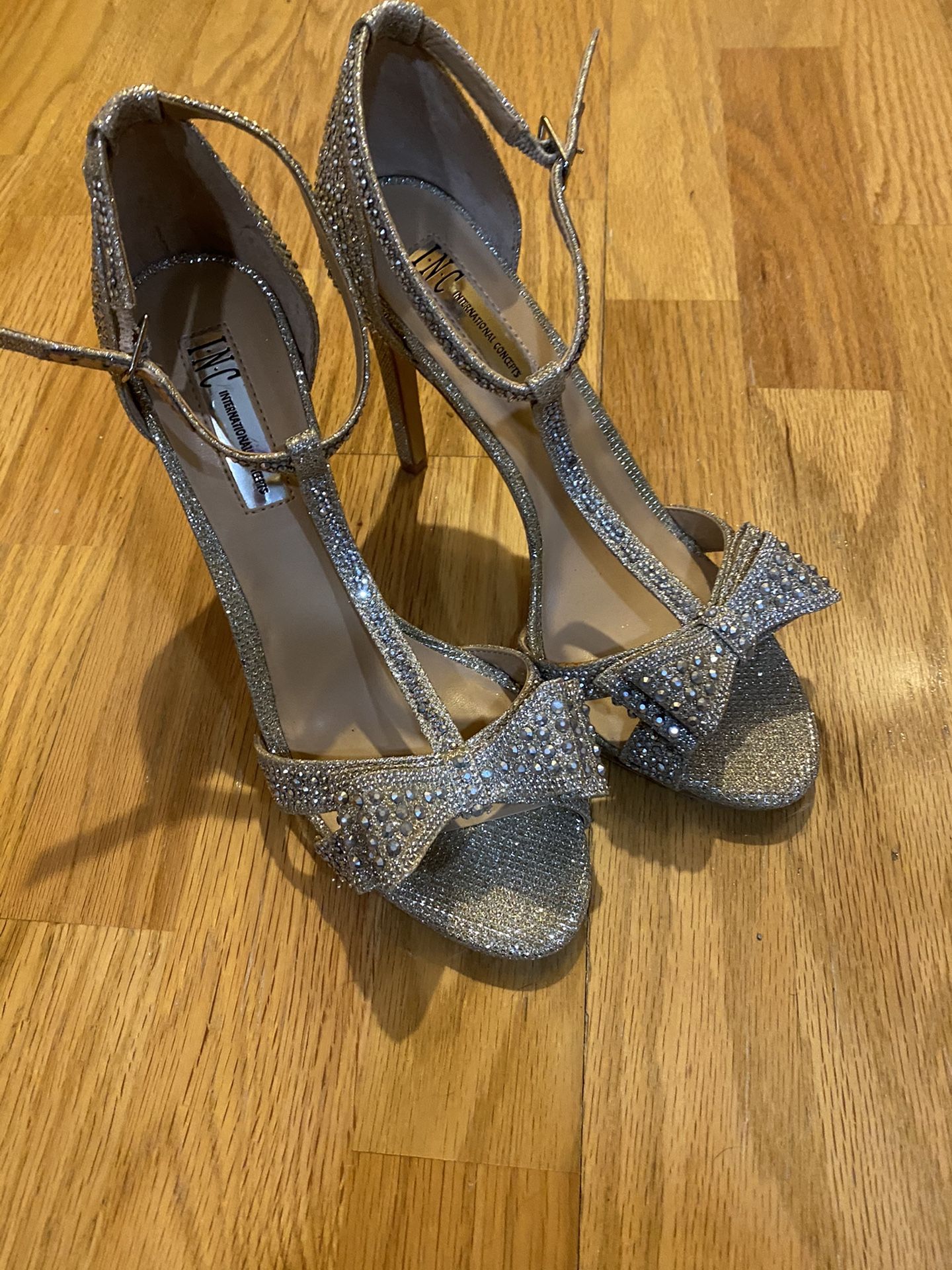 INC Designer (international Conceits) Ladies Shoes Size 1/2