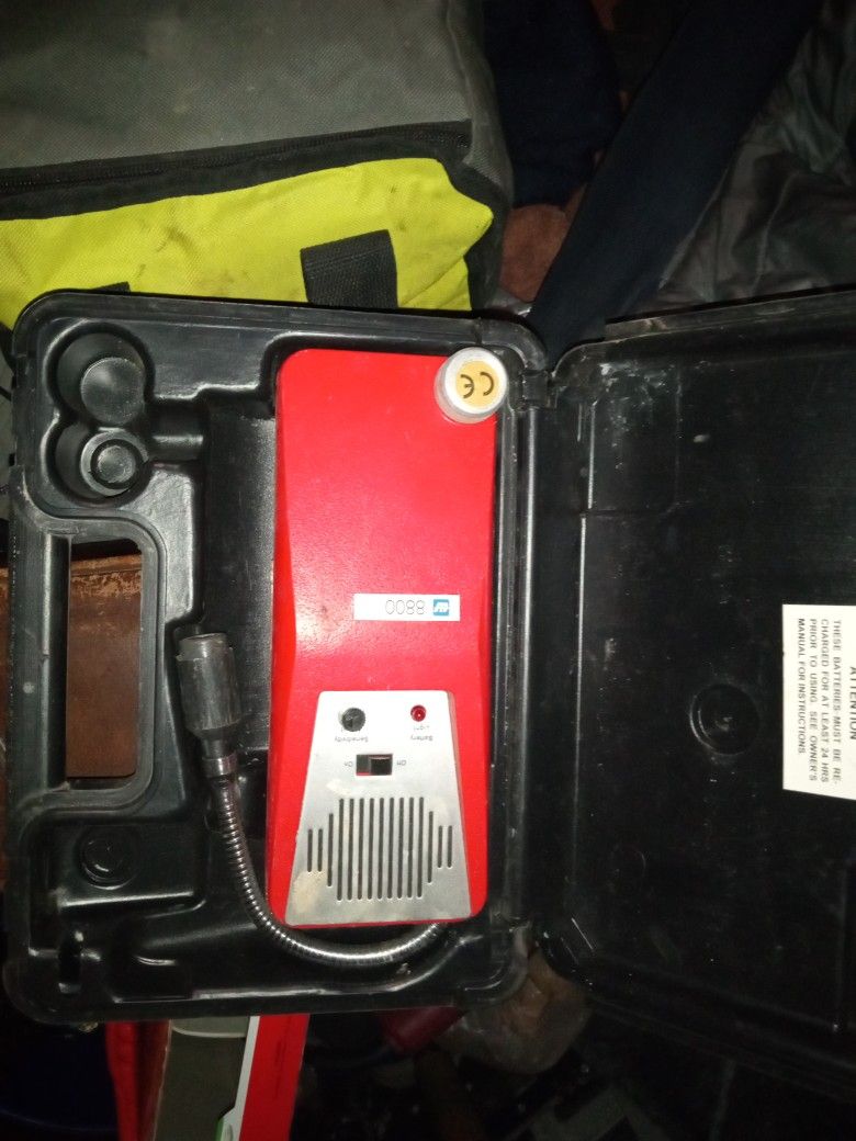 8800 Combustible Gas Detector 