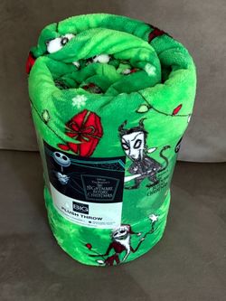 New Disney Halloween Nightmare Before Christmas Super Soft Oversized Blanket Throw 60 X 72”