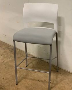 Steelcase Move Commercial-Grade Bar Stool (29.5" Seat Height) - Grey