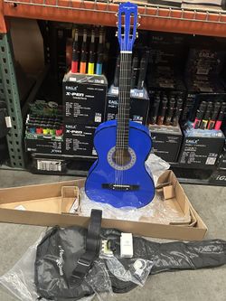 Acoustic Guitar 🎸. 38 Inch. New 