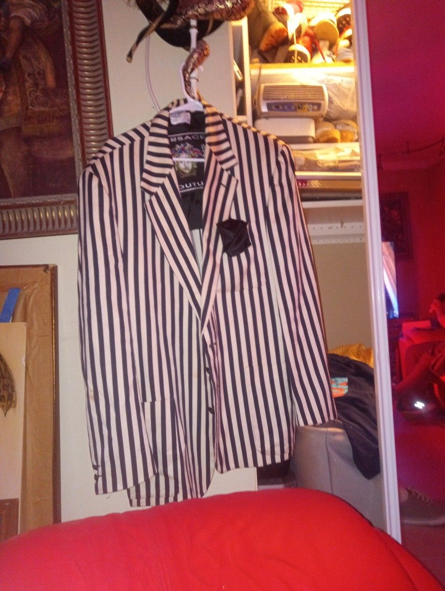 Versace Couture White And Black Two Button 1980 Suit Jacket , Bettlejuice And Ghost Busters Comes To Mind