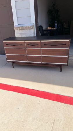 MCM Dresser Brand Bissonet