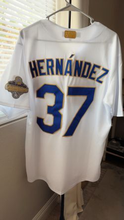 Jerseys- USC, Dodgers, Lakers
